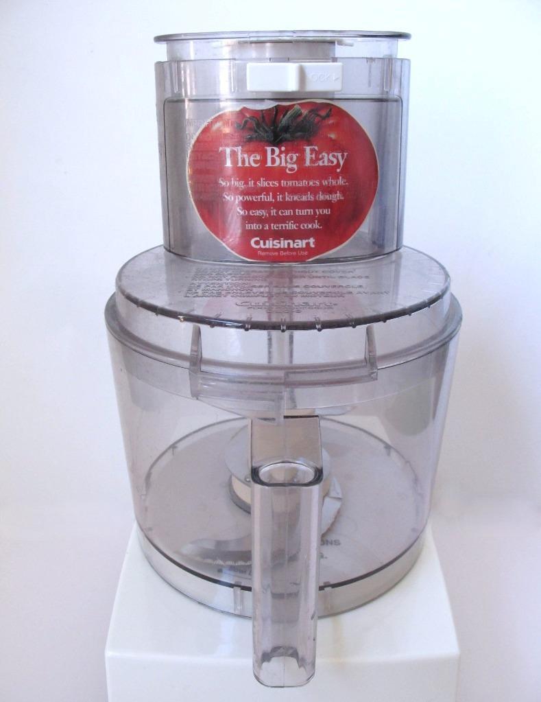 Cuisinart Deluxe 11 Food Processor Pristine Condition plus Slicing Blade Disc