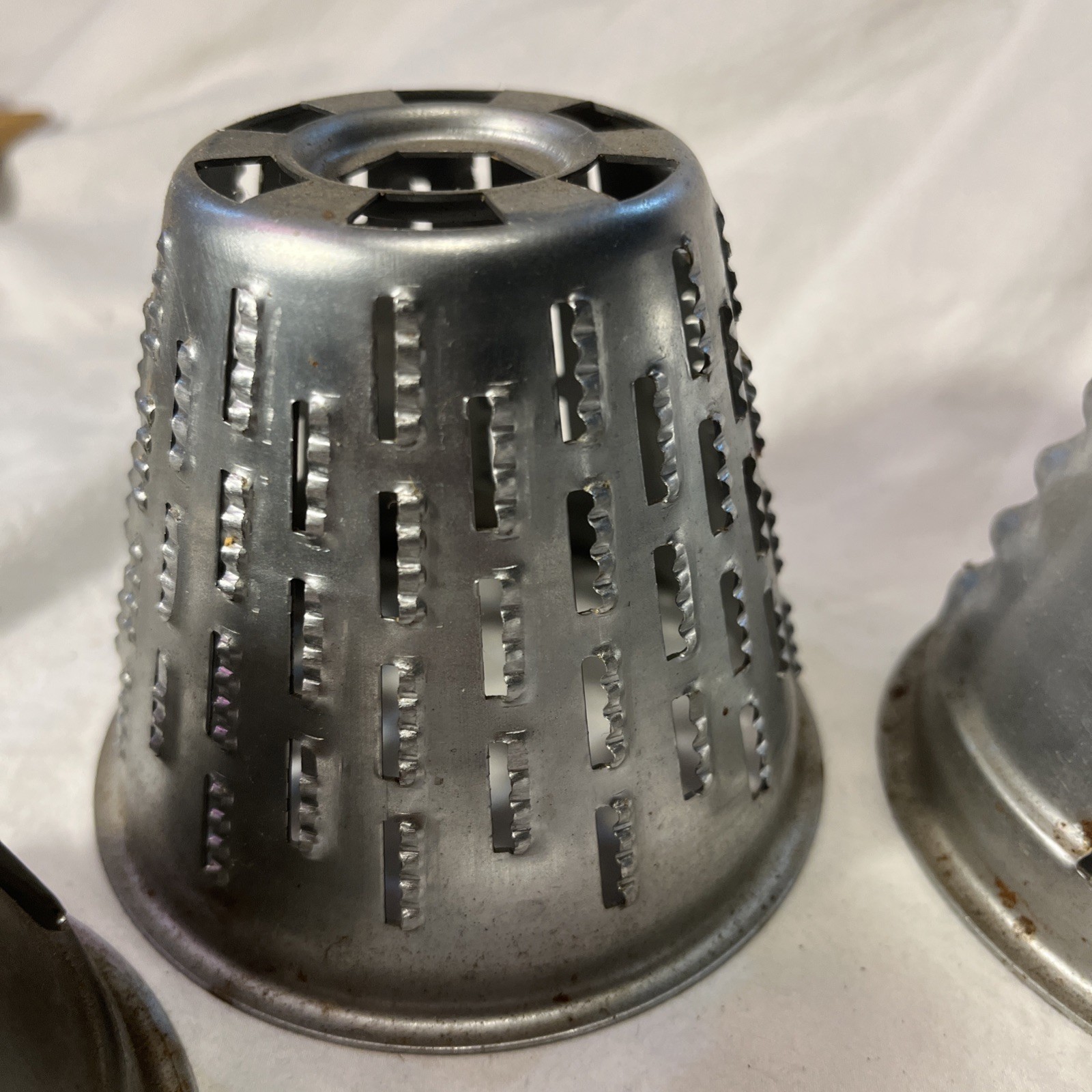 Vintage SALADMASTER Food Processor Chopper Replacement 5 Cutter Cones 1A-5A