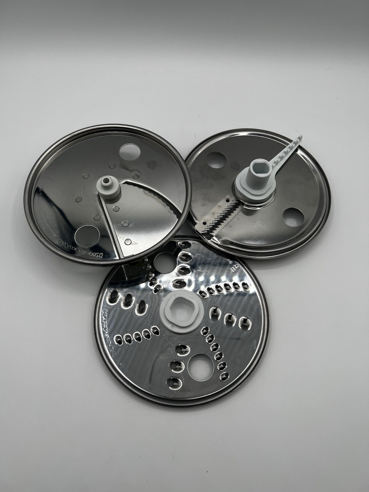 KitchenAid Food Processor Attachment Slicer Shredder Disc Set w Bowl Very Good