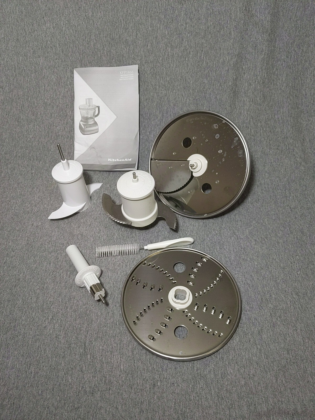 KitchenAid Food Processor KFP1466 Blades W/Storage Case Incomplete See Pics/Desc