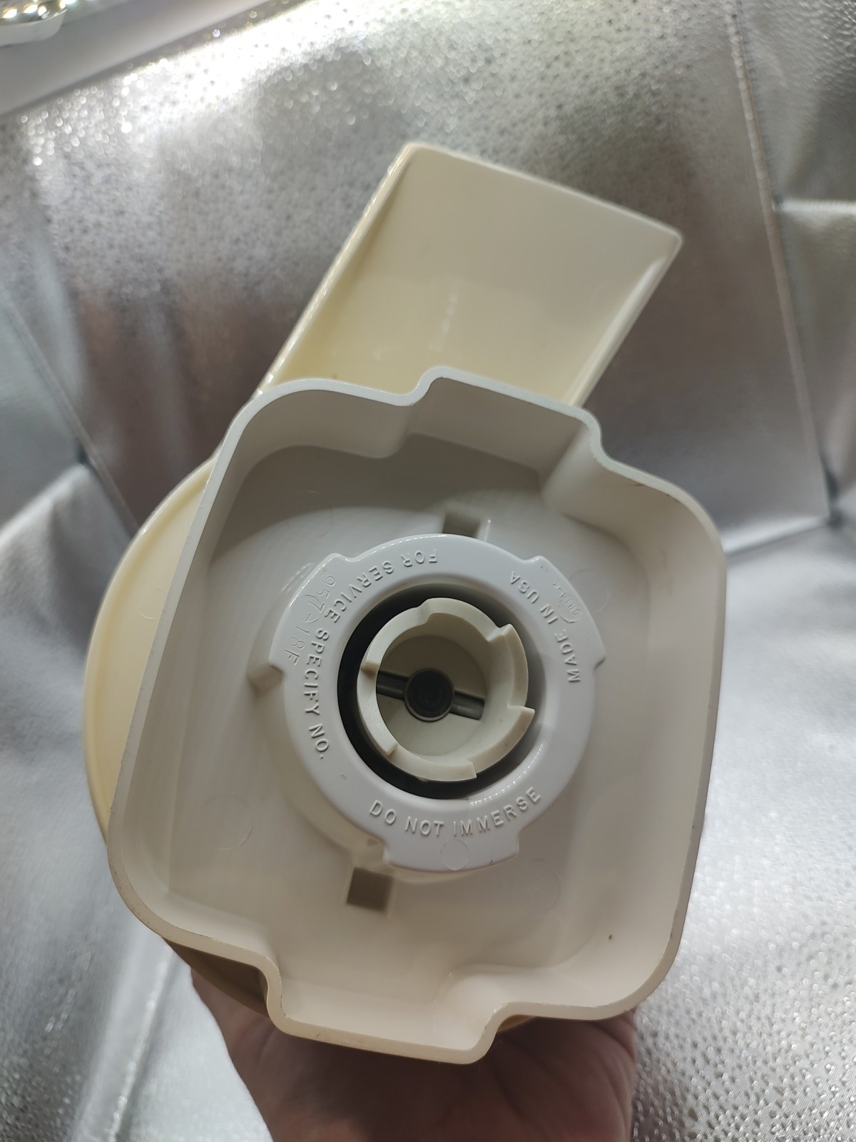 Oster Regency Kitchen Center Food Processor Replacement Parts: BASE+LID 957-18F