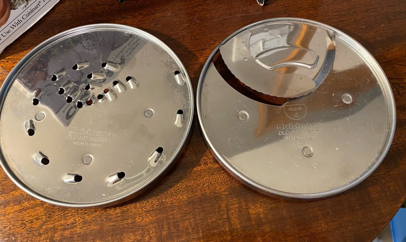 Cuisinart DLC-837 Medium Shredding & DLC-844 4 mm Slicing Discs