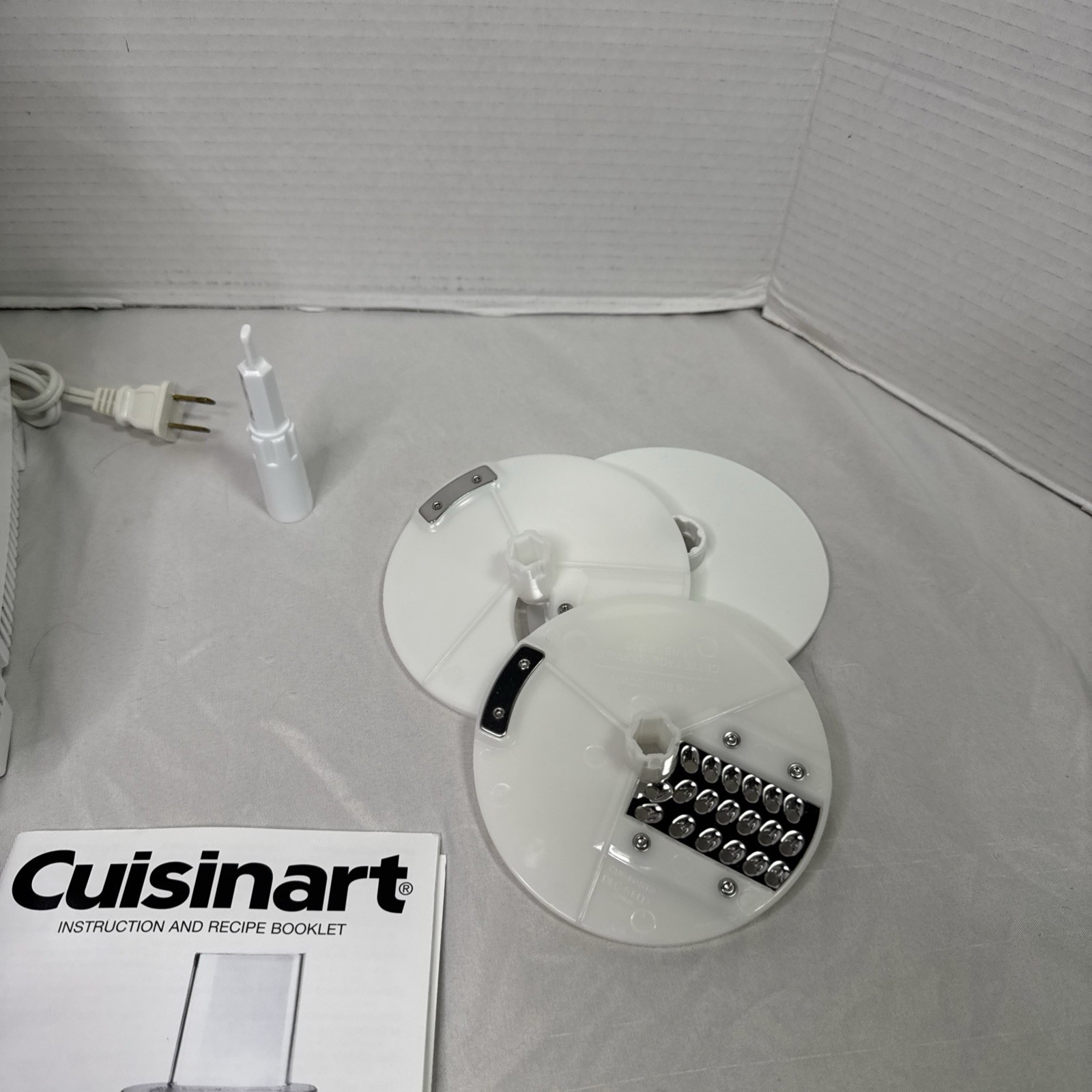Cuisinart Handy Prep 3 Cup Food Processor DFP-3 T w/ Accessories Tested/Working