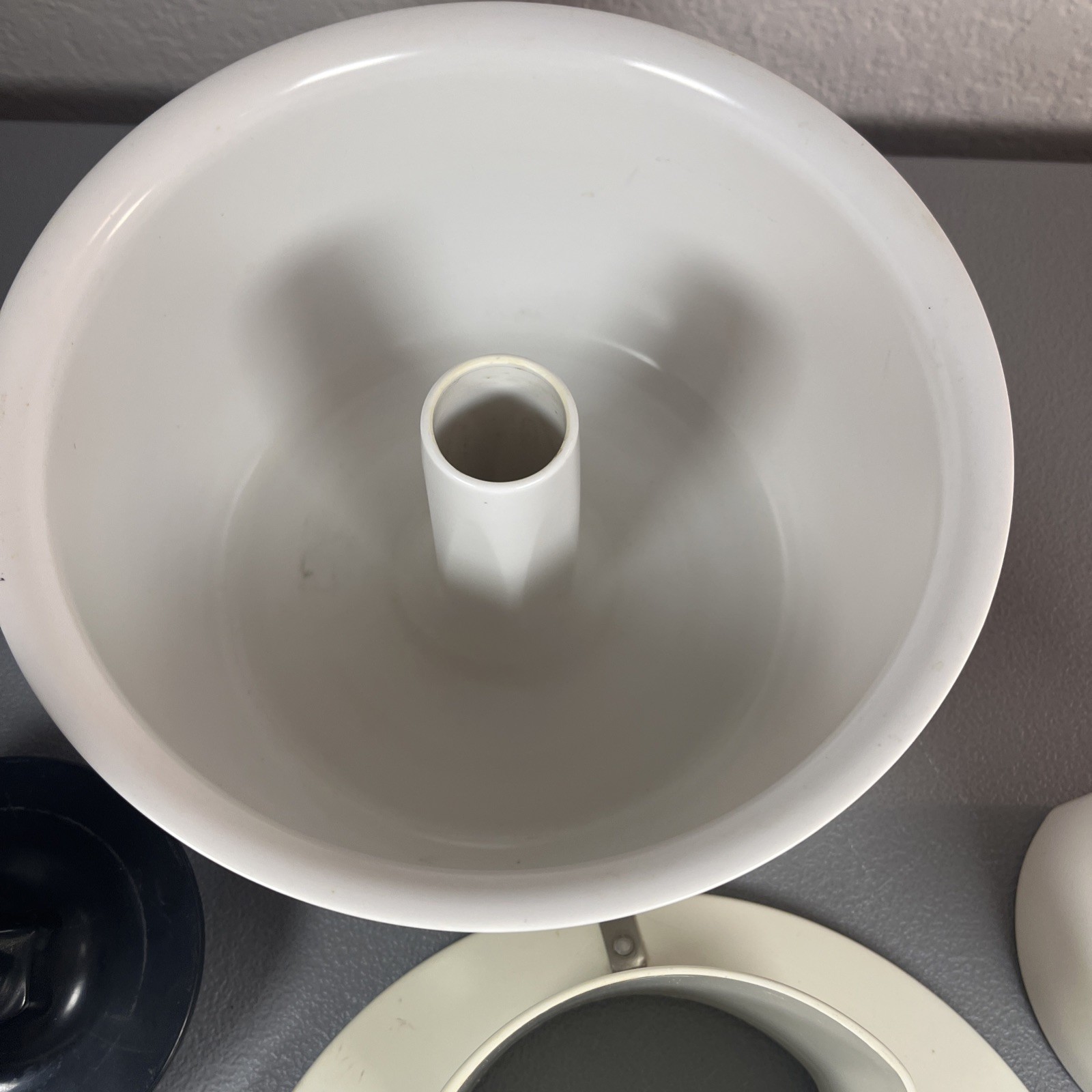 NuTone Food Center Shredder Bowl and Lid Model 178 for Salads, etc