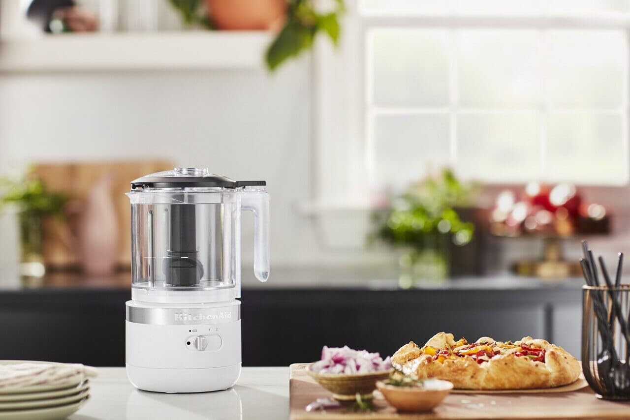 New KitchenAid Rechargeable Cordless Food Chopper 5 Cups, KFCB519WH, White