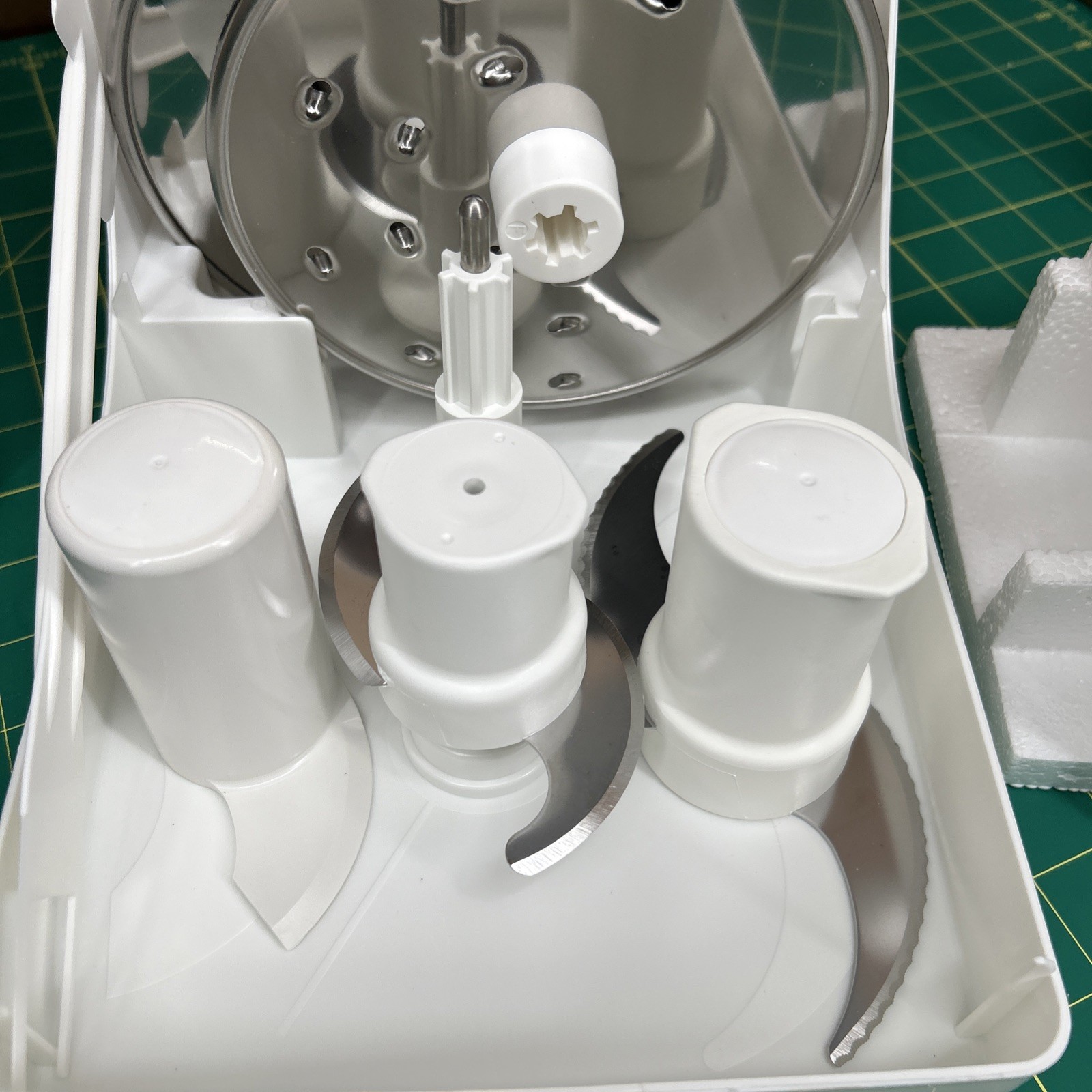 KitchenAid Ultra Power Food Processor 11 Cup KFP-600 WHITE Attachments ORG BOX