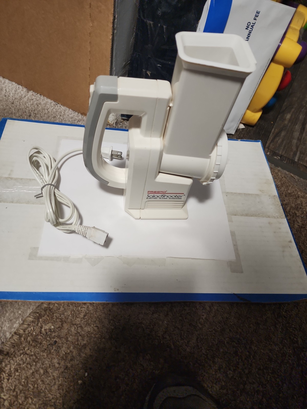 Presto Salad Shooter 0291001–Electric–Slicer–Shredder; Very NICE CONDITION