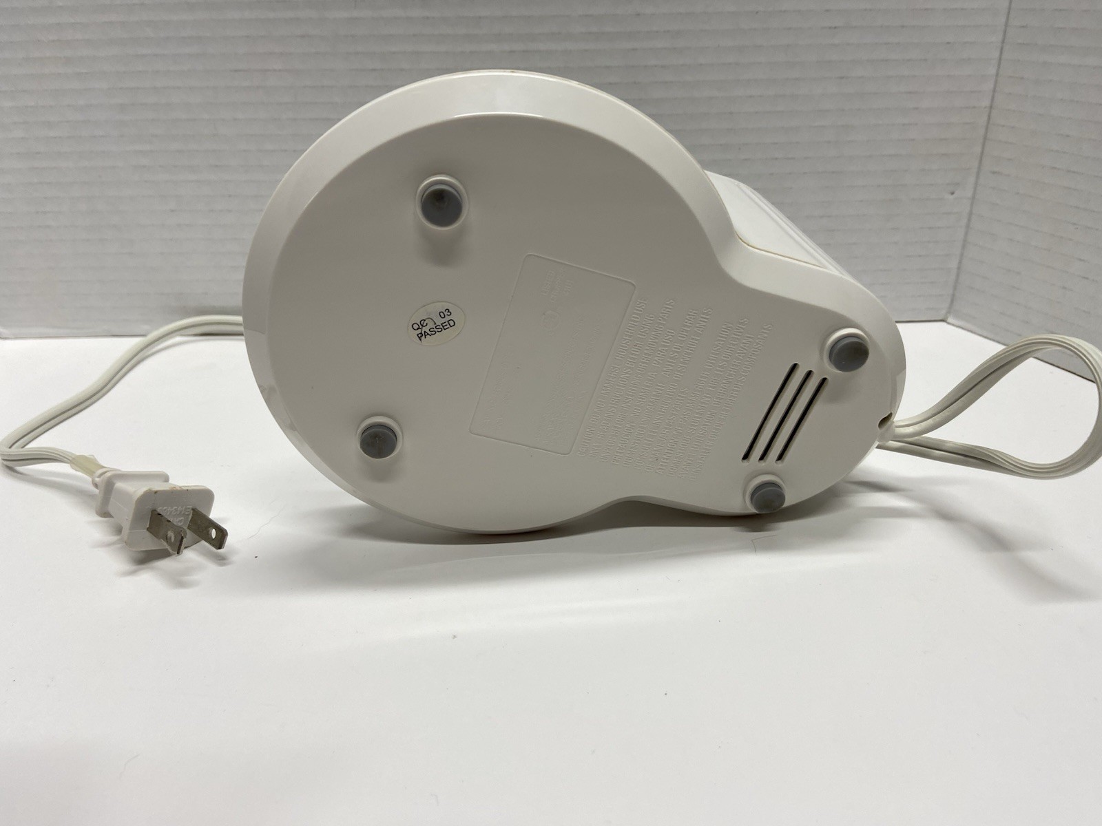 Black & Decker HC306 One-Touch Electric Food Chopper 1.5 Cup Capacity White
