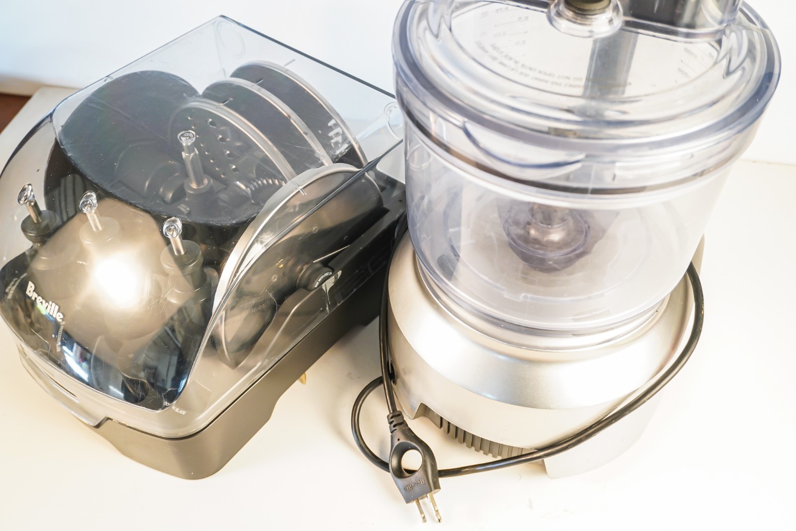 Breville BFP800XL/A Sous Chef Food Processor 16 Cup & Accessories Gently Used