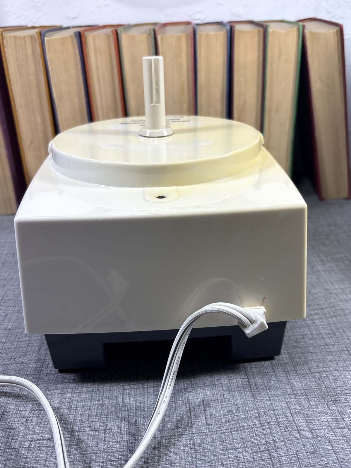 Cuisinart Deluxe 11 Food Processor Base Motor Model DFP-11 TX White (BASE ONLY)
