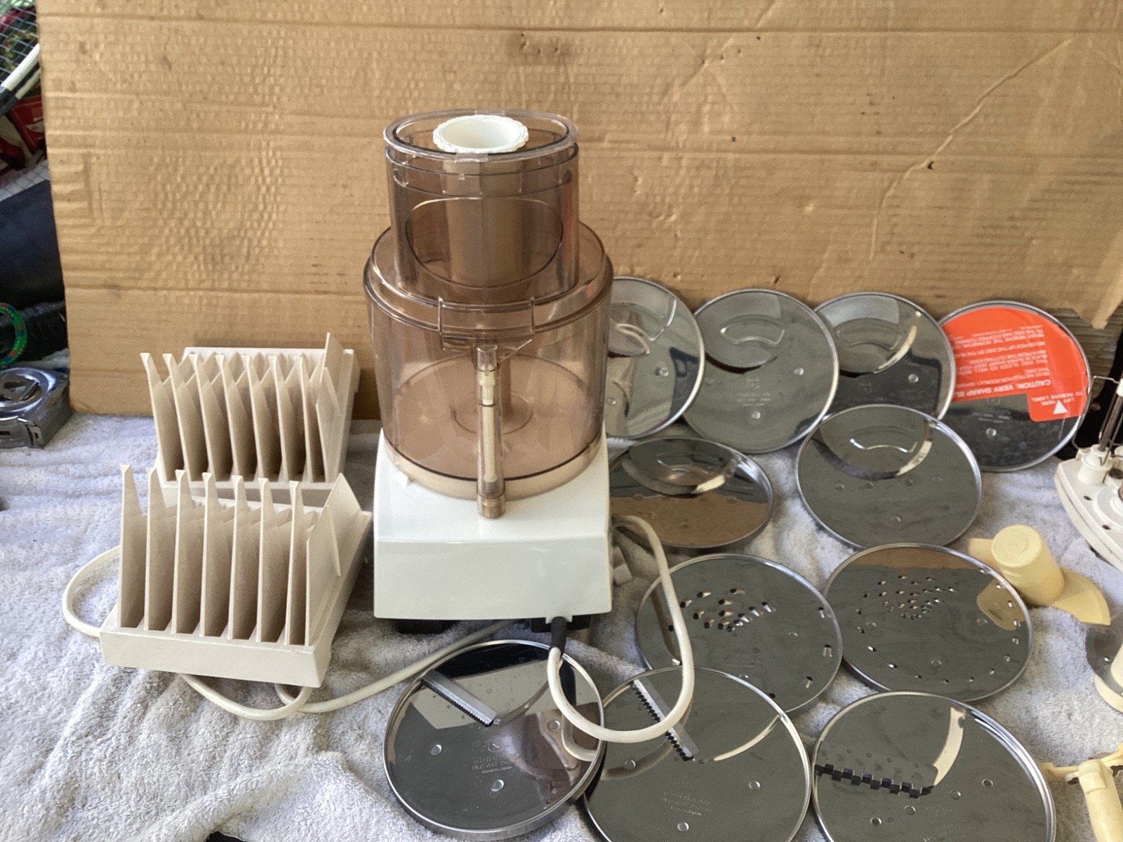 Vintage Cuisinart DLC-7 Super Pro Food Processor With Accessories Tested Japan