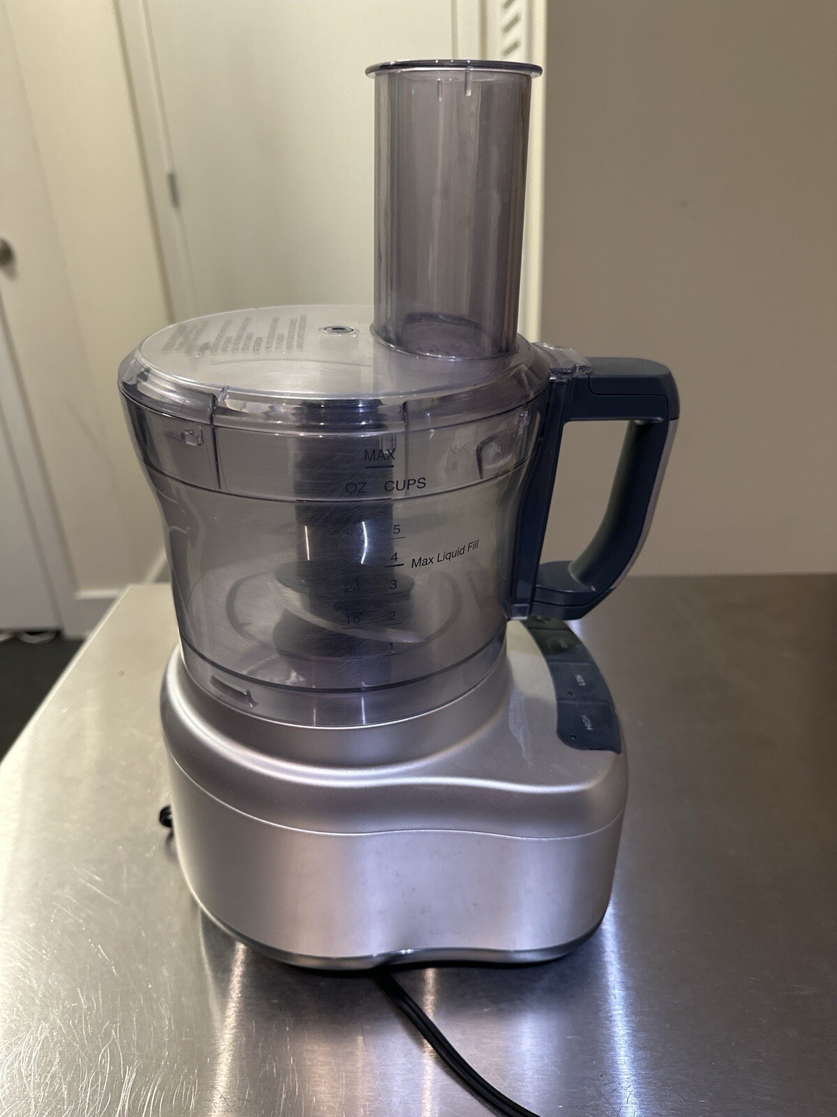 Cuisinart 8 Cup Food Processor, 350-Watt Motor, 220 V, Gunmetal, FP-8GMP1