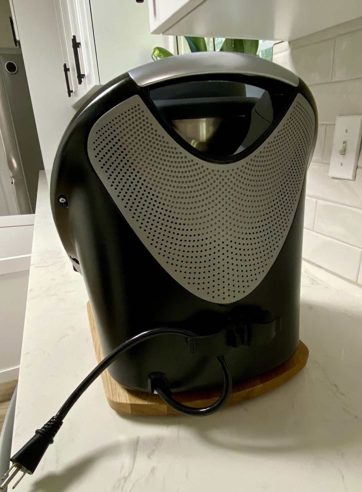 Black Thermomix TM6 Smart Cooking – Excellent Condition w/ extras Accessories