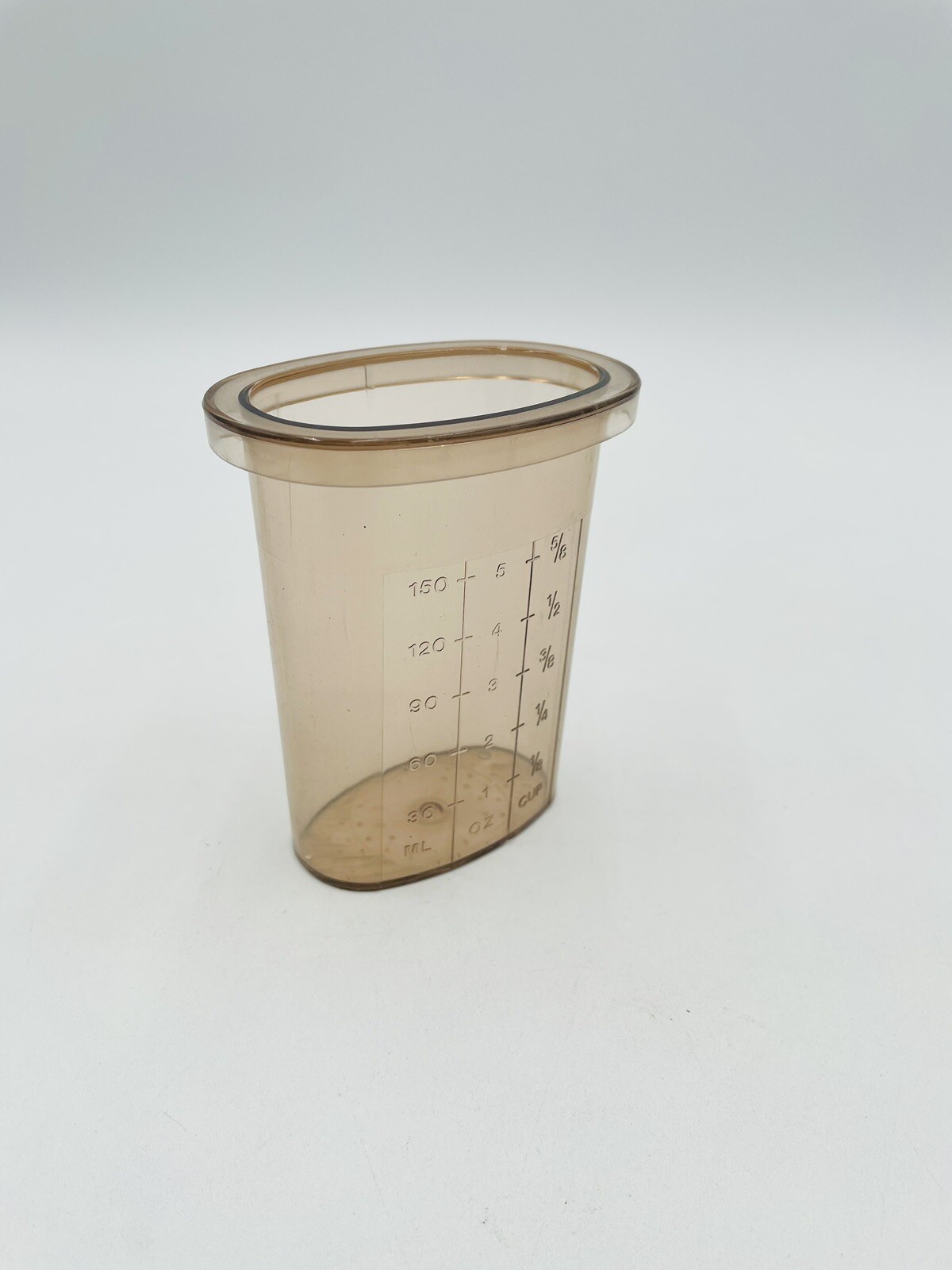 Regal La Machine 1 V813 food processor replacement part food pusher Amber OEM