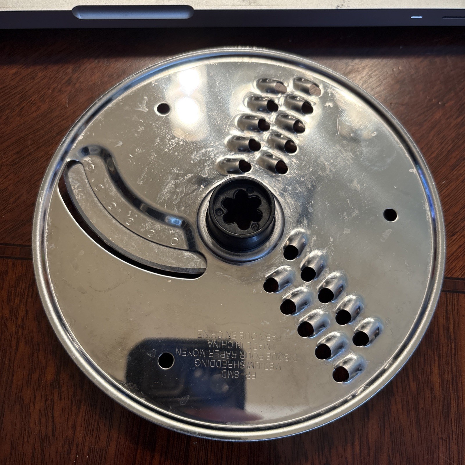 Cuisinart Food Processor slicing shredding blade FP 8MD