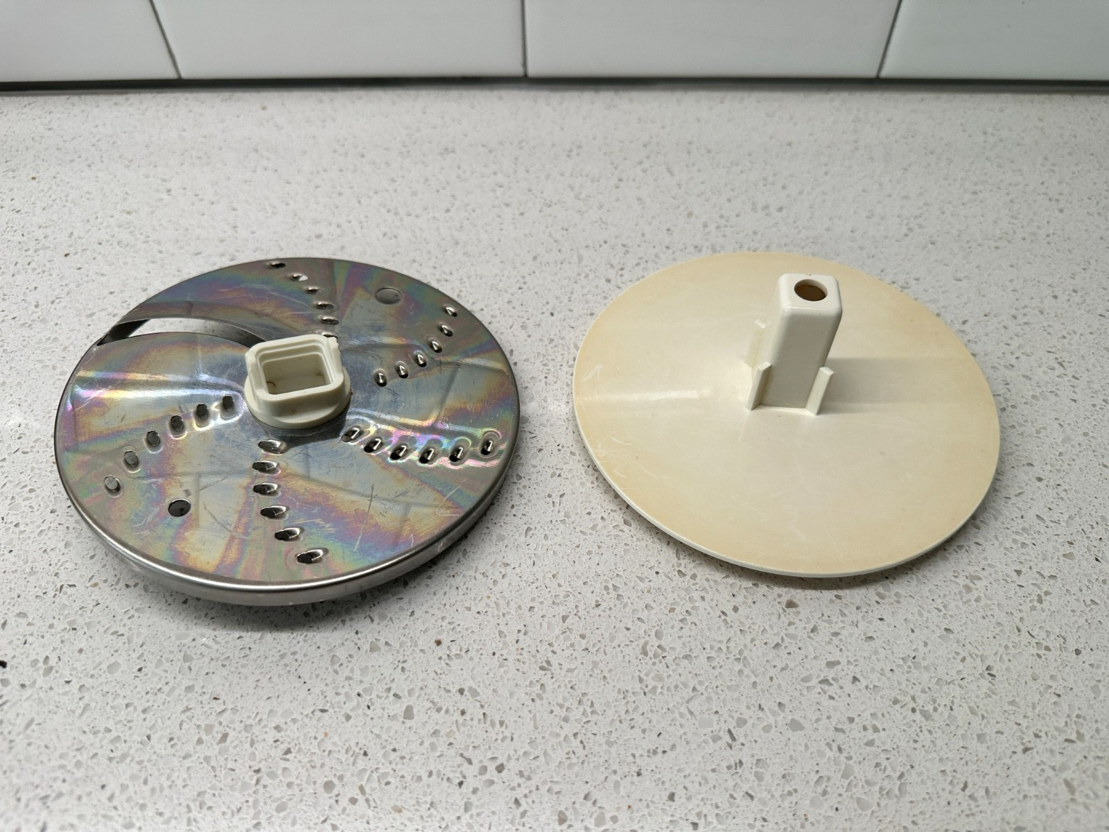 Presto Minnie Max Compact Food Processor 0290001 Disc Blade Adapter Replacement