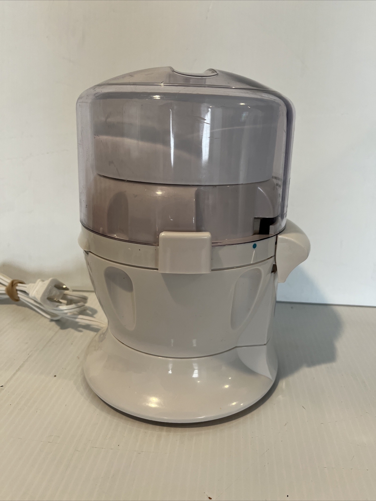 Ultimate Chopper CH-1 Food Processor 600 Watts 750 Megapower