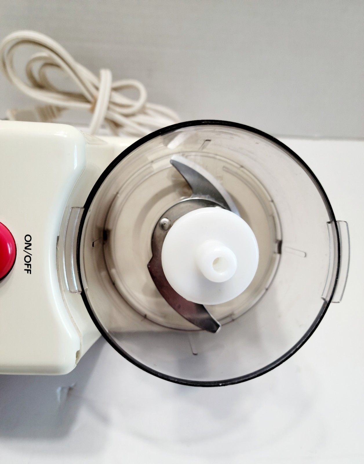 Betty Crocker Mini Chopper Compact Food Processor BC-1401 Vintage Vtg
