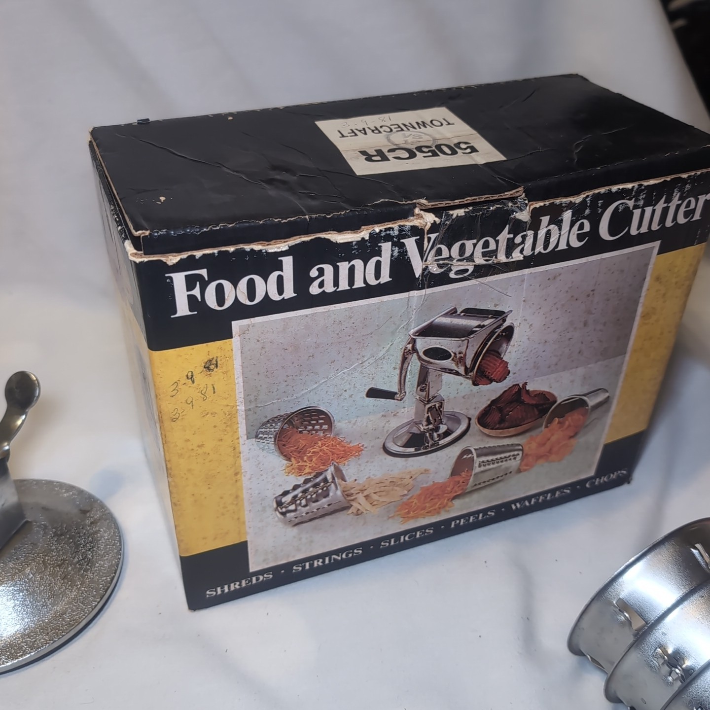 Vintage Townecraft 505CR Deluxe Food & Vegetable Cutter W/ 5 Blades & Box