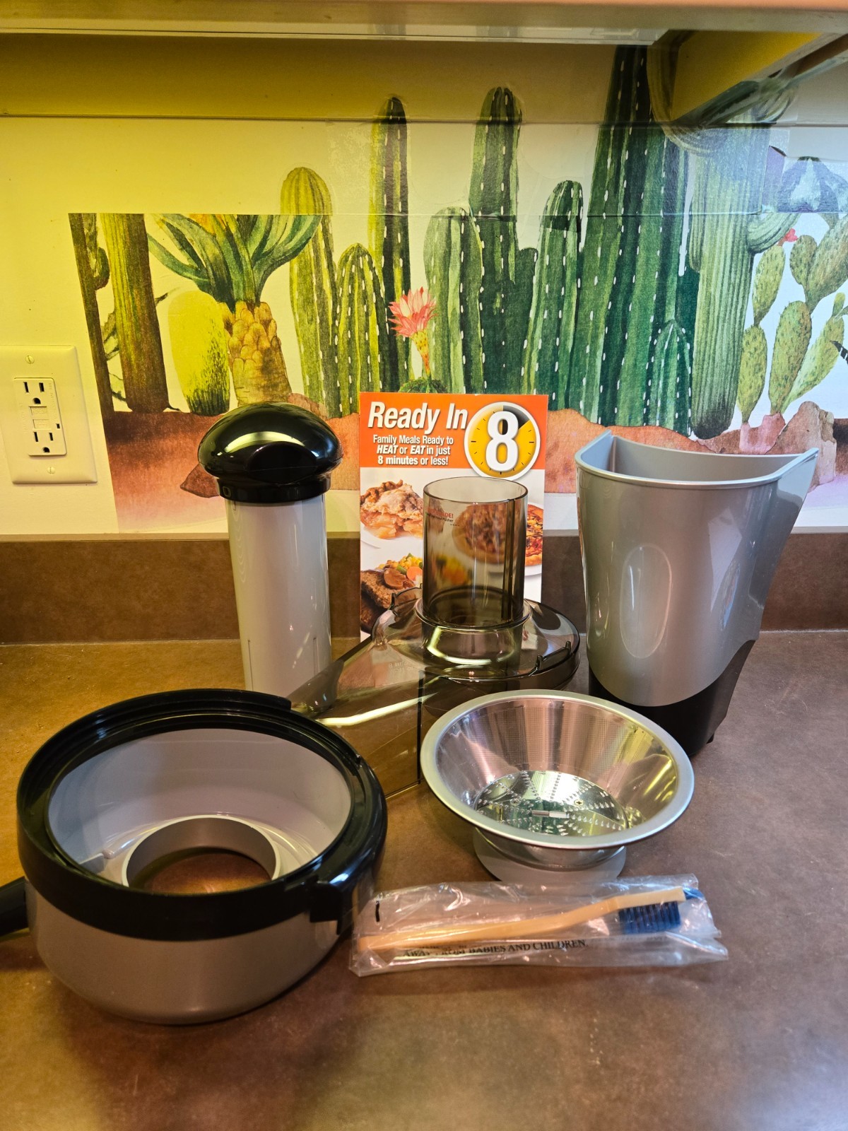 Bullet Express BE-110 – Juicer Assembly with Recipe Book