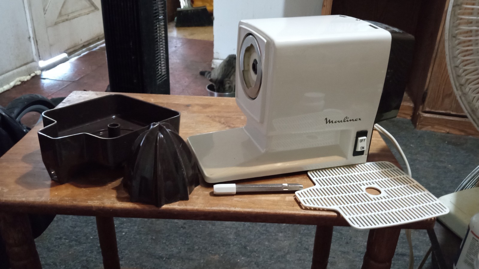 1977 Kitchen Works by Moulinex Deluxe Model 308 Multi Purpose Kitchen Appliance
