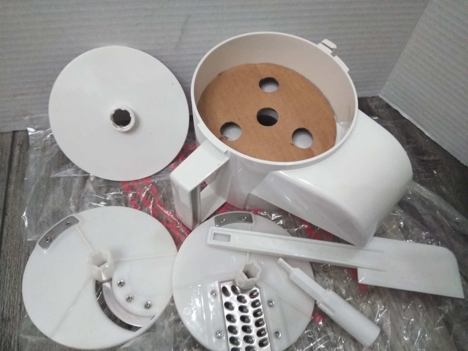 Cuisinart DFP-3 Handy Prep 3-Cup Food Processor DISCS, FEED CHUTE ++ (NEW)