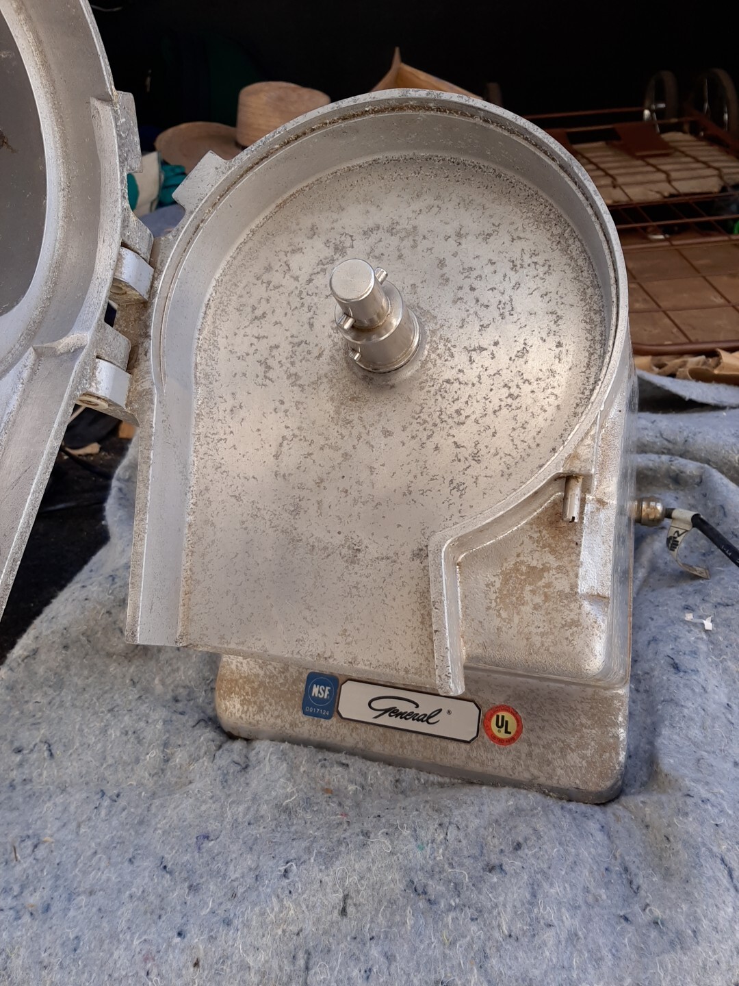 industrial food processor Make General No Blade Working Cord No Ground Post…