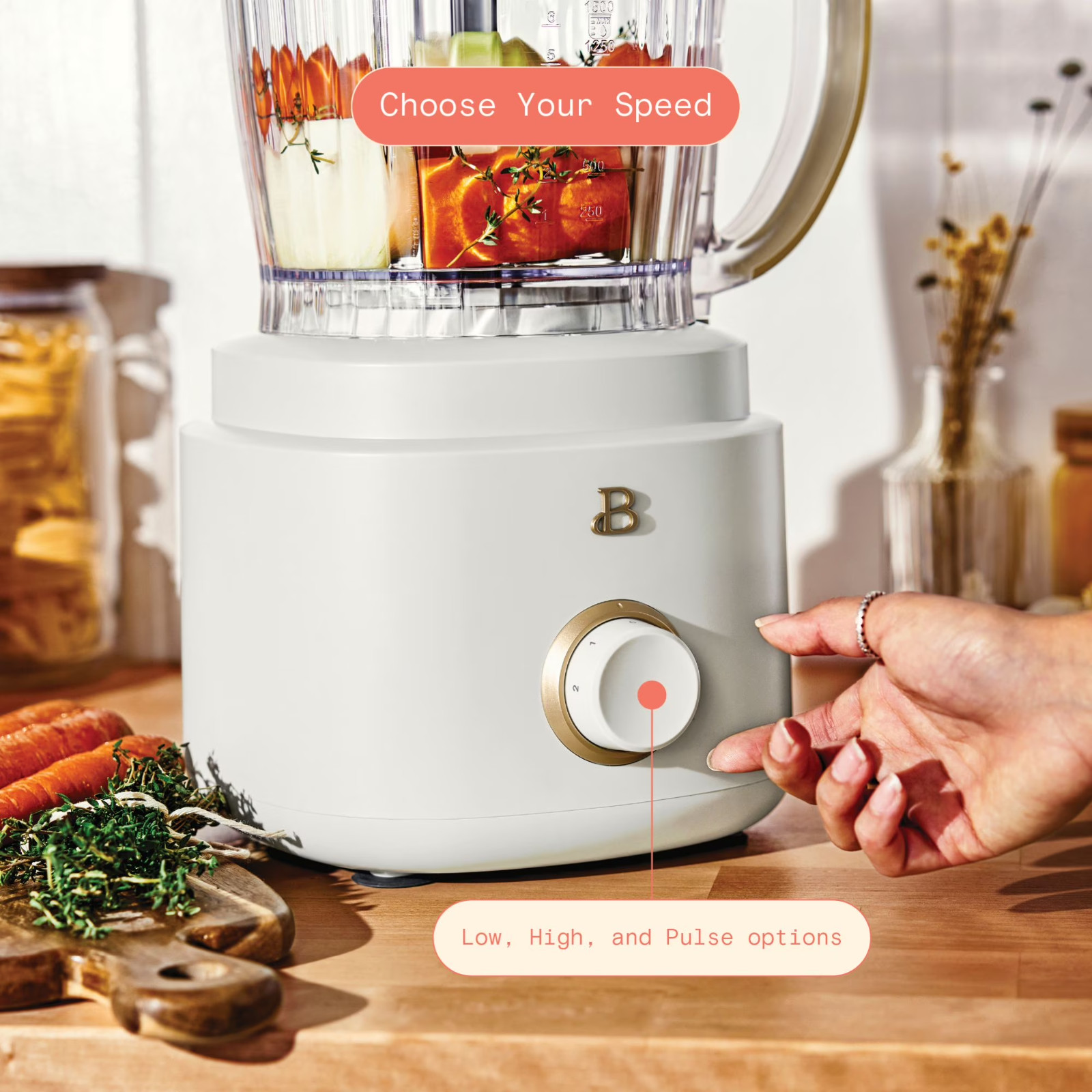 Beautiful 10-Cup Food Processor White Icing w/ Accessories