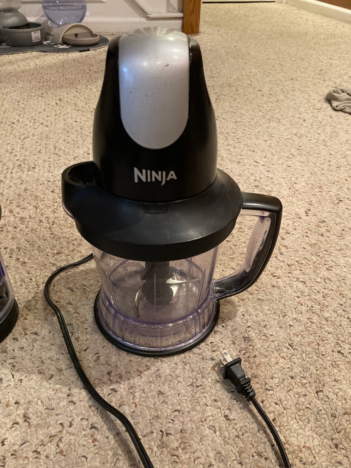 Ninja QB1004 Blender/Food Processor w/450 Watt Base 2-5-6 Cup Pitchers w/Blades