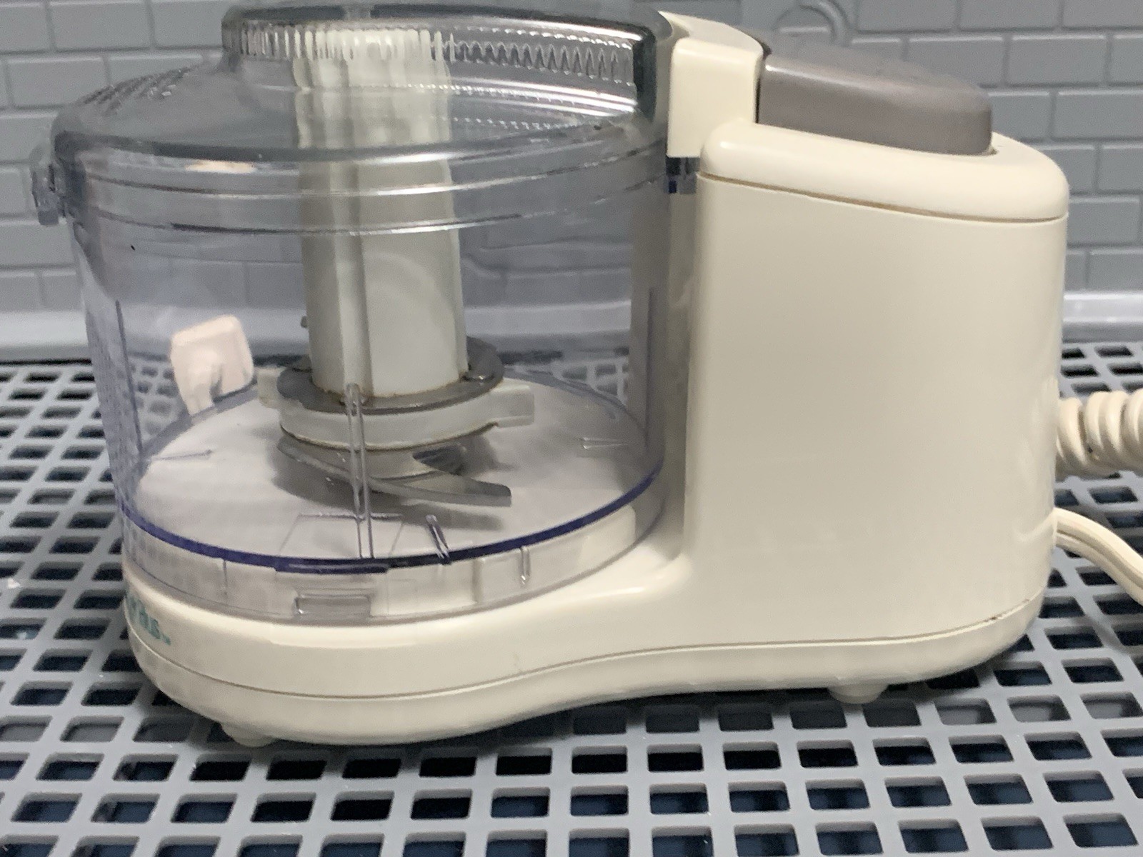 Black & Decker HandyChopper Plus Mincer Food Processor White w Box Manual HC3000