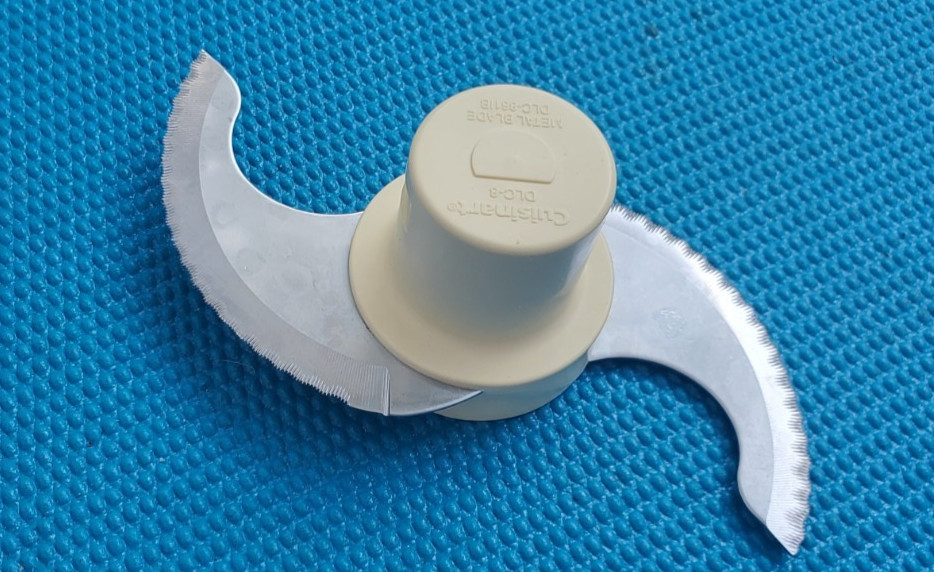 Cuisnart DLC-8 Chopping Blade Metal DLC-861IB NO Rivets 861IB Minimally Used