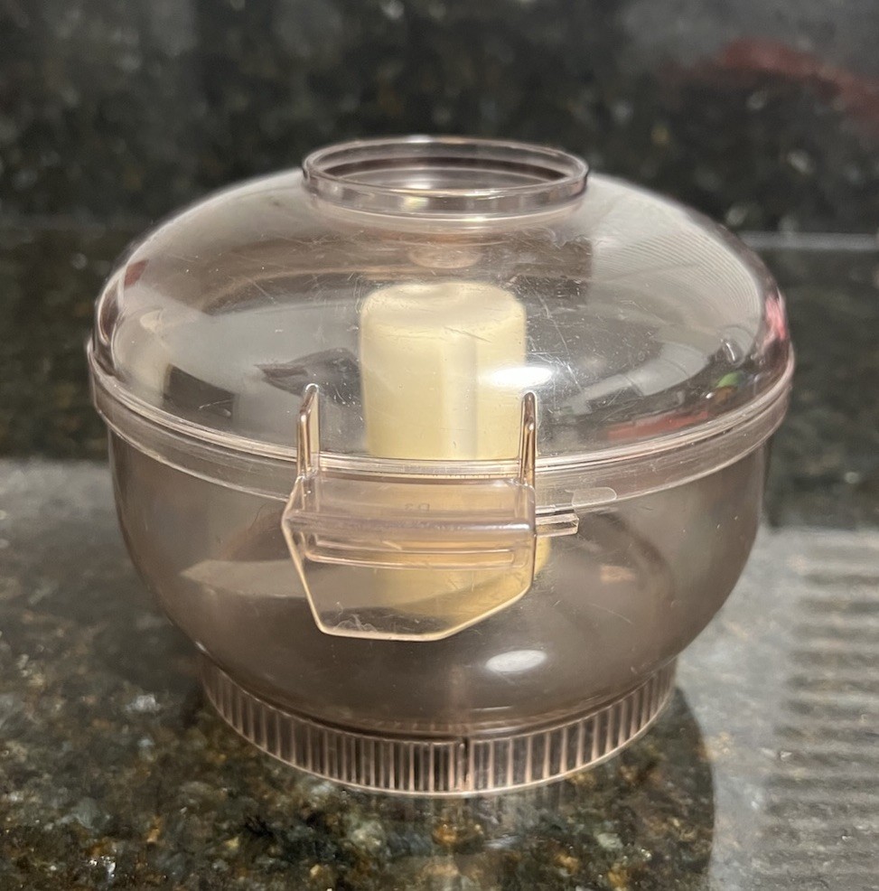 Sunbeam Oskar 14081 Processor Chopper Bowl W/ Lid & Blade Replacement Excellent!