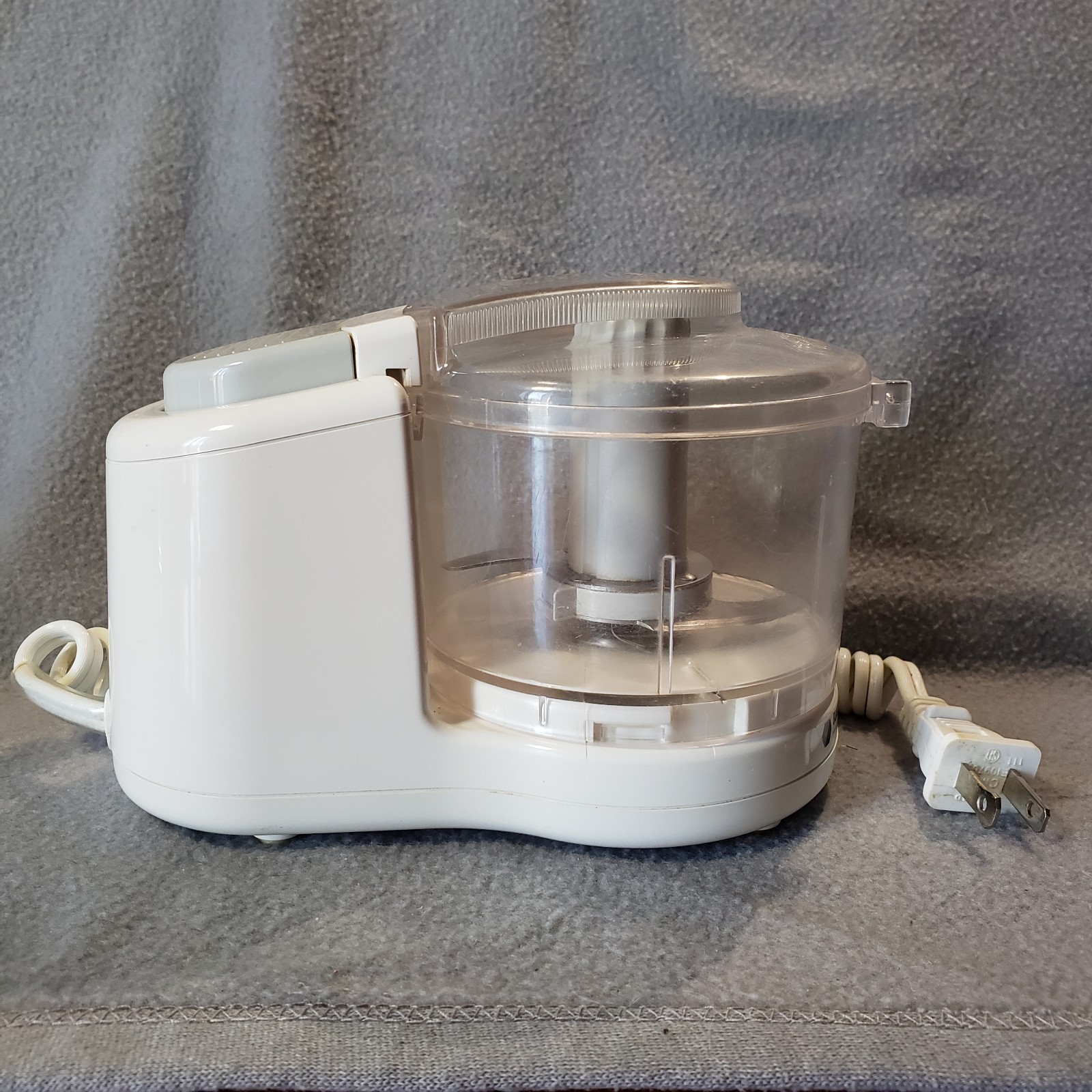 Black & Decker Handy Chopper HC2000 1.5 Cup Capacity Tested