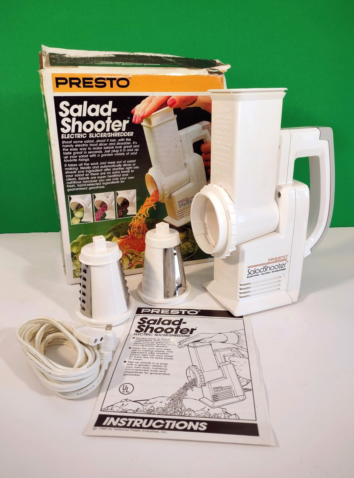 Presto Salad Shooter Model #02910 w/Accessories – Works Great!
