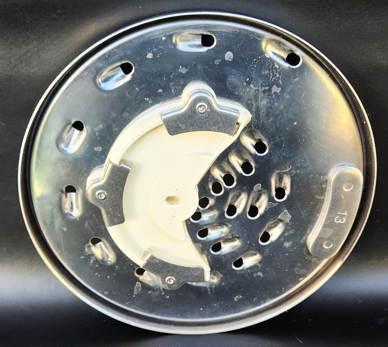Cuisinart DLC-837TX Medium Shredder Replacement Blade Disc [DLC8 & DLC10] (EUC)