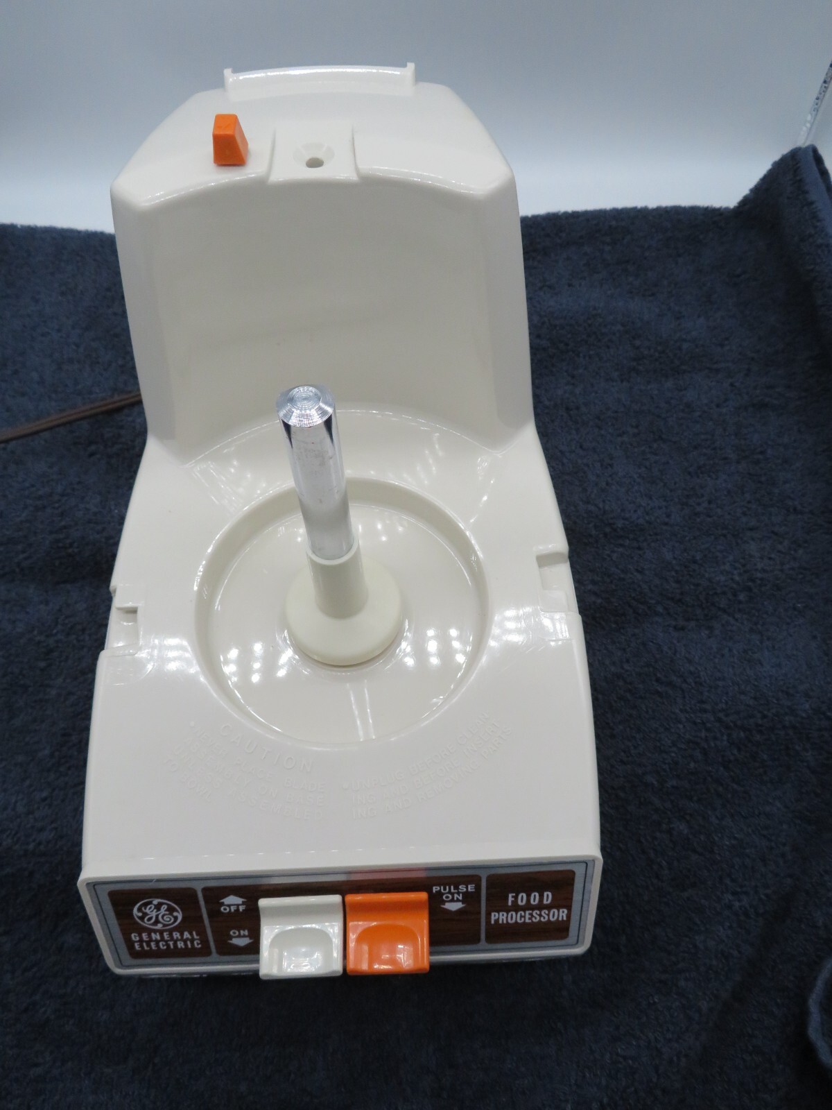GE General Electric Food Processor Replacement Part Motor Base D1FP1B Works