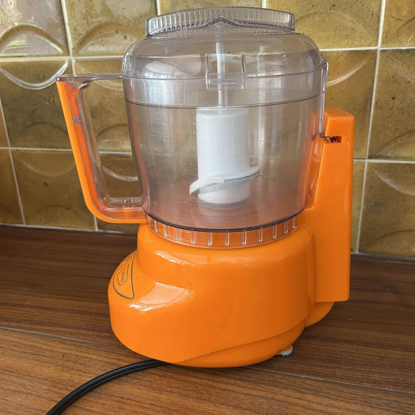 Cuisinart Mini-Prep Plus Food Processor 3 Cups 24oz DLC-2A Orange