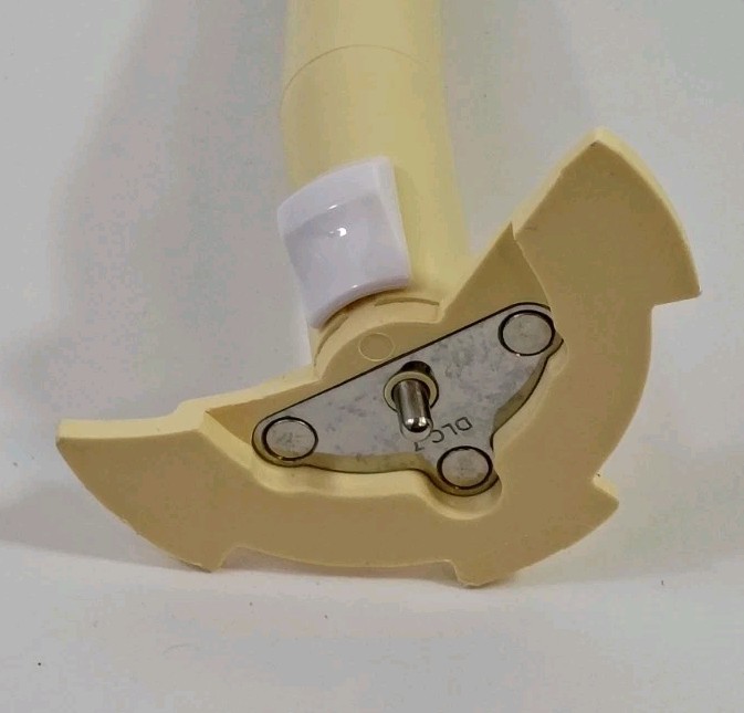 Authentic Cuisinart Food Processor Replacement Part DLC-7 Stem Adapter DLC-039