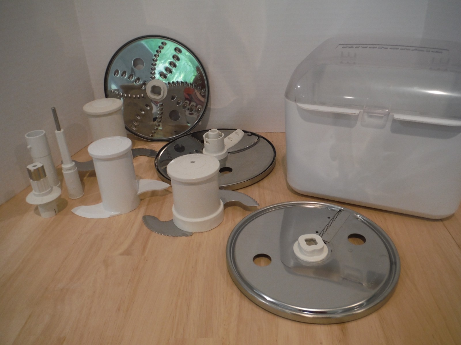 KitchenAid Food Processor Accessory Blades Discs Case Complete Kit KFP1356 Nice