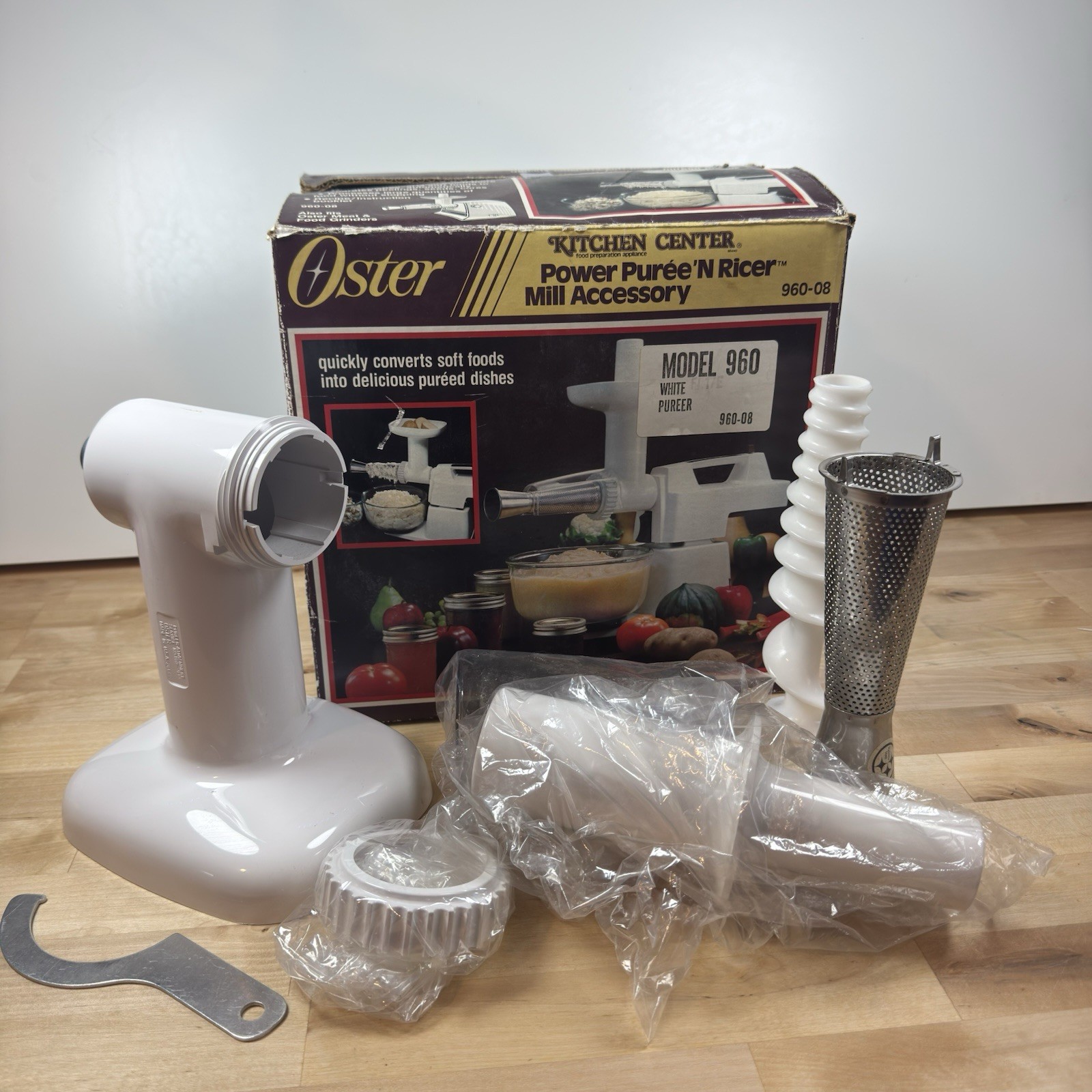 Vntg Oster KITCHEN CENTER Power Puree ‘n Ricer Accessory Food Processor 960-08