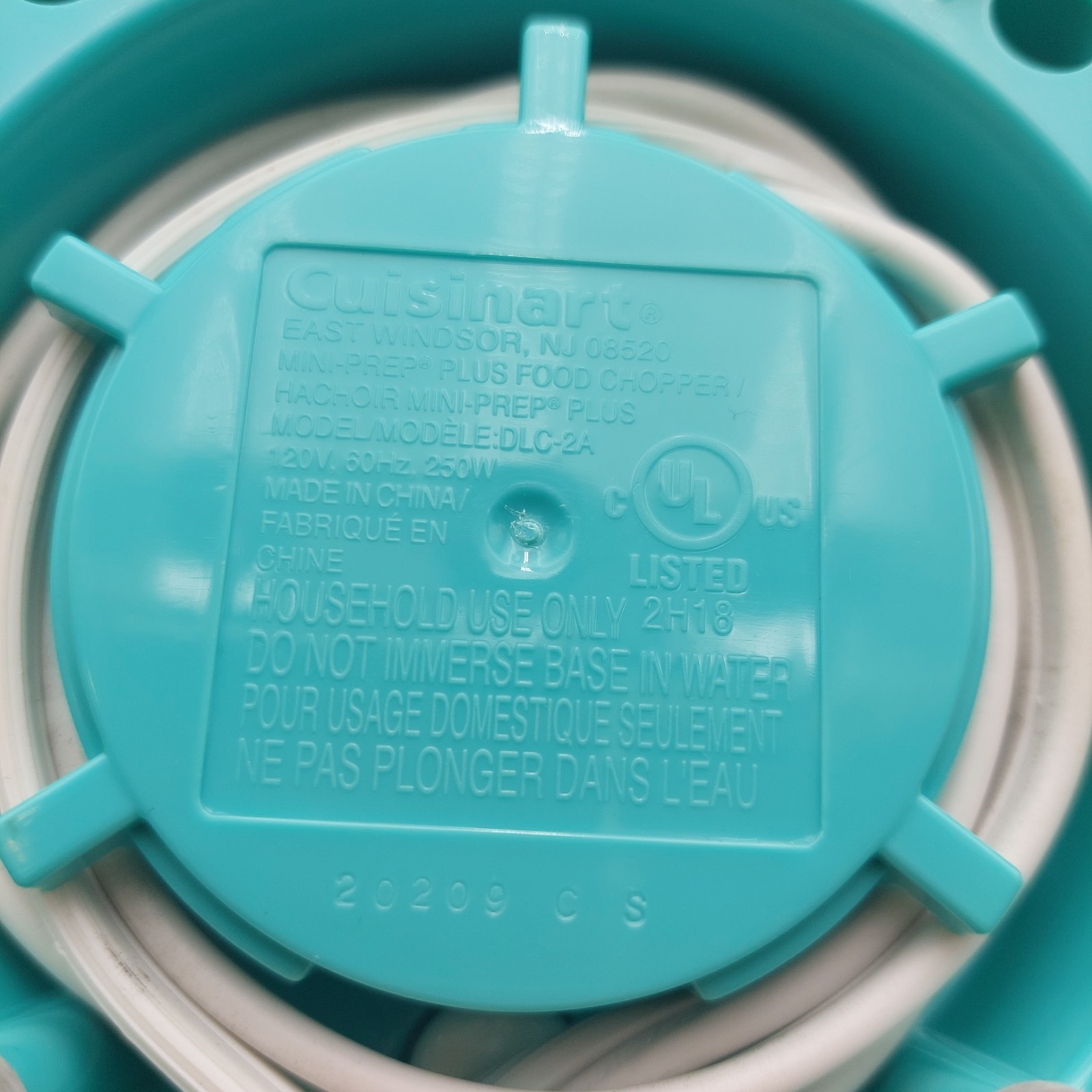 Cuisinart Mini-Prep Plus Food Processor Teal Replacement Motor Base Only DLC-2A