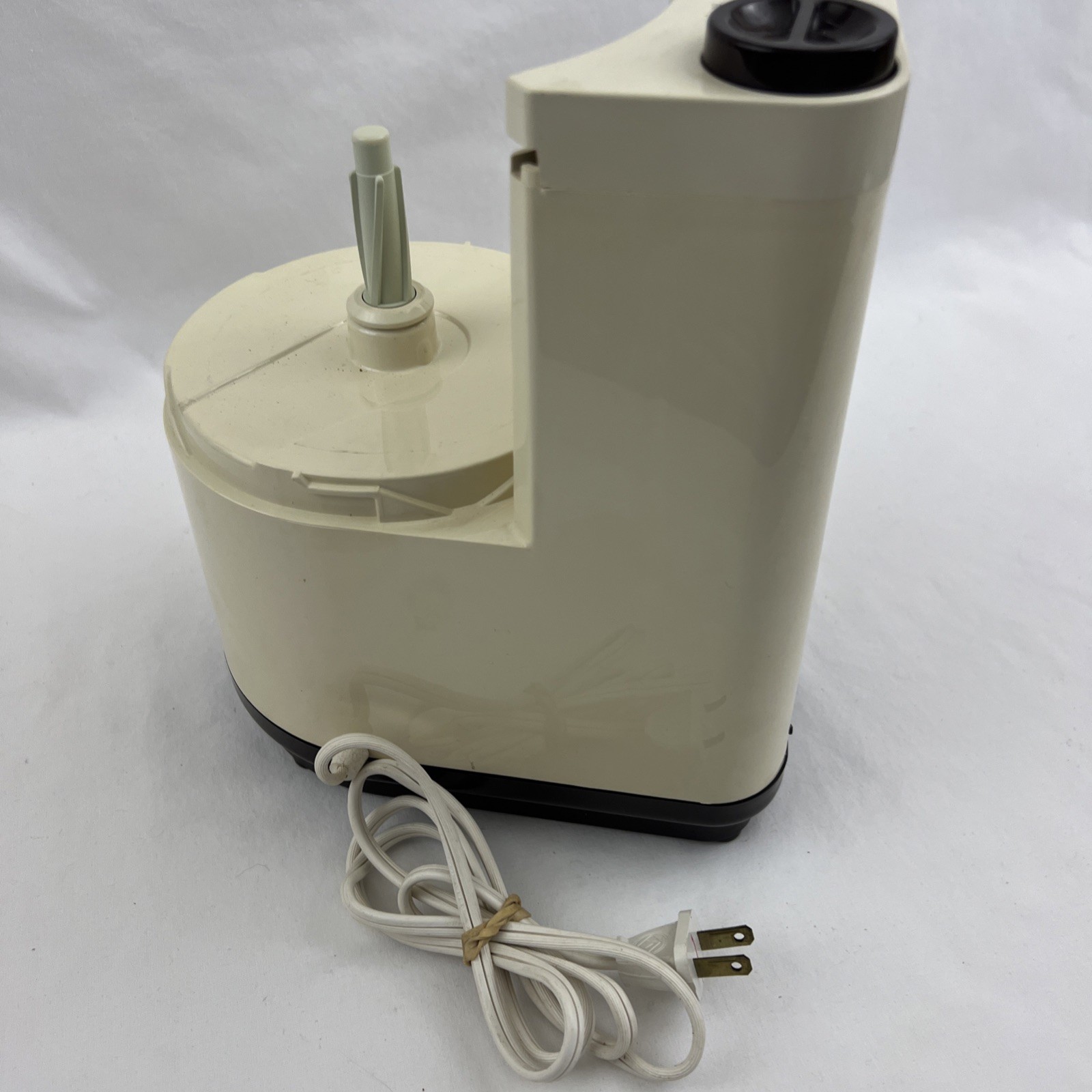 Regal La Machine 1 Full Size Food Processor Model V813 Made in USA WORKS!