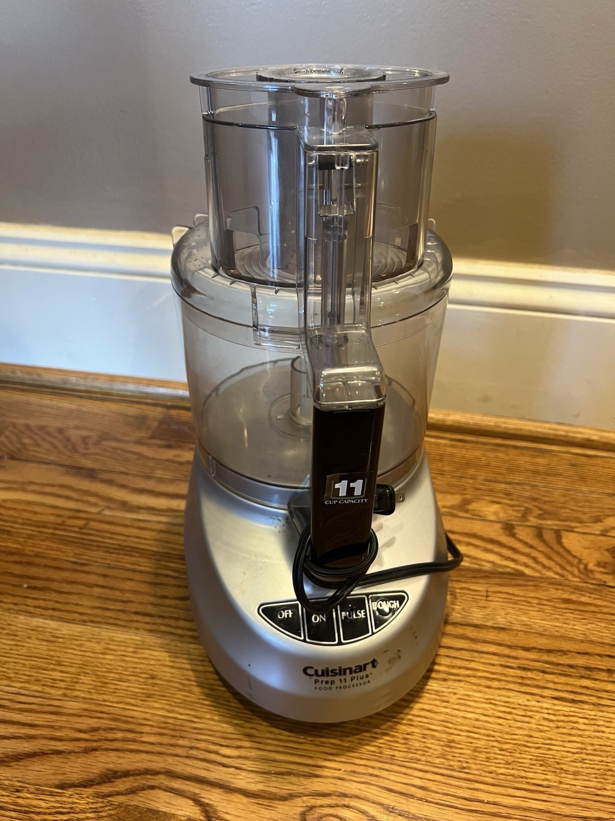 Cuisinart Custom Prep 11 Plus Food Processor DLC-2011 Tested Works Silver