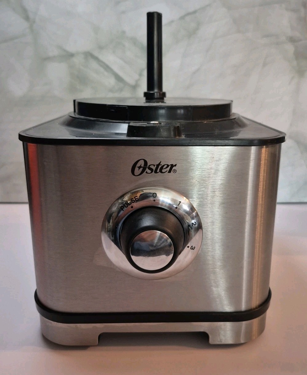 Oster 14 Cup Food Processor FPSTFP4253 Clean Tested Works Excellent Condition