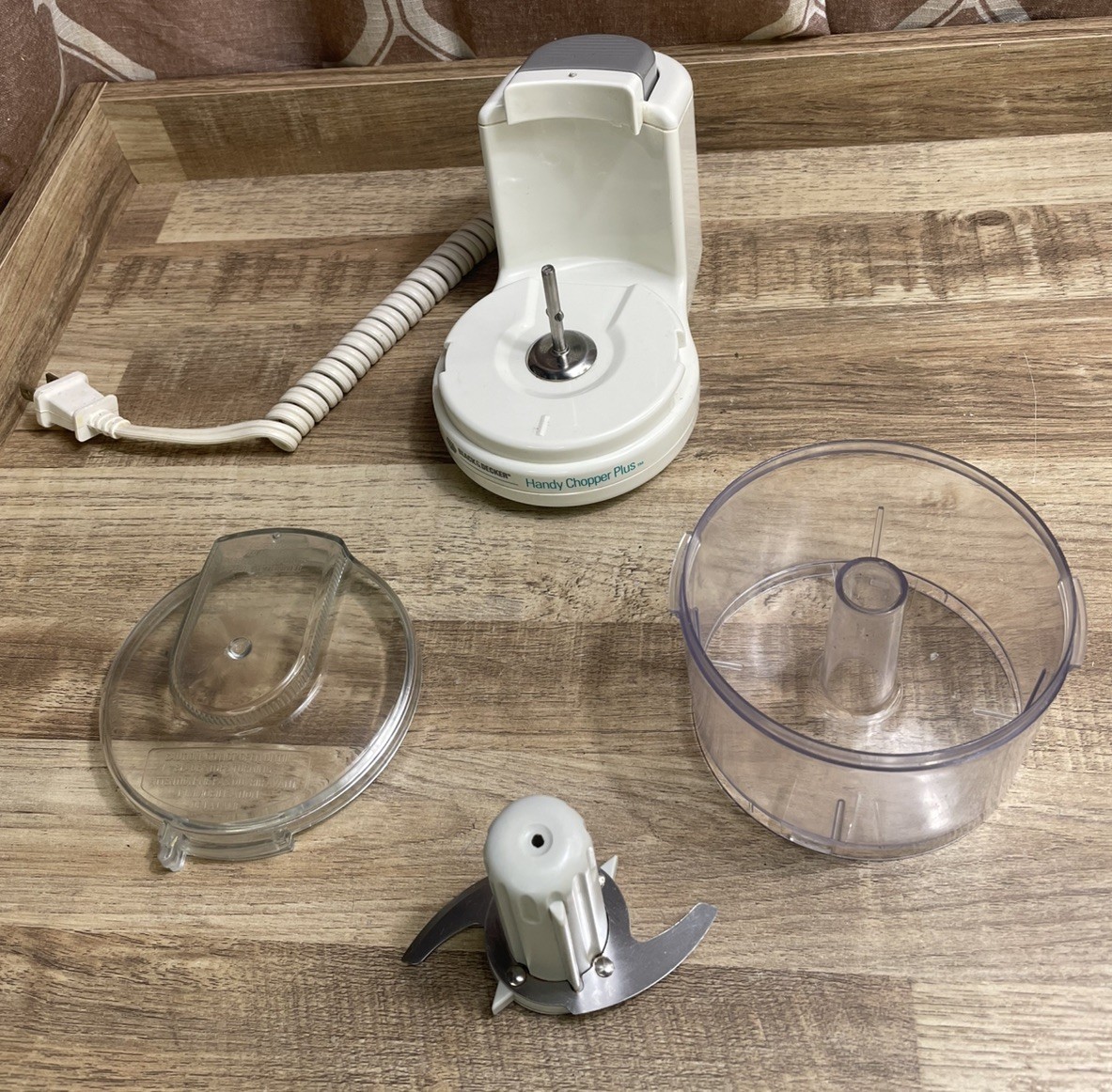 Black & Decker Handy Chopper Plus HC3000 White Countertop Food Processor Tested