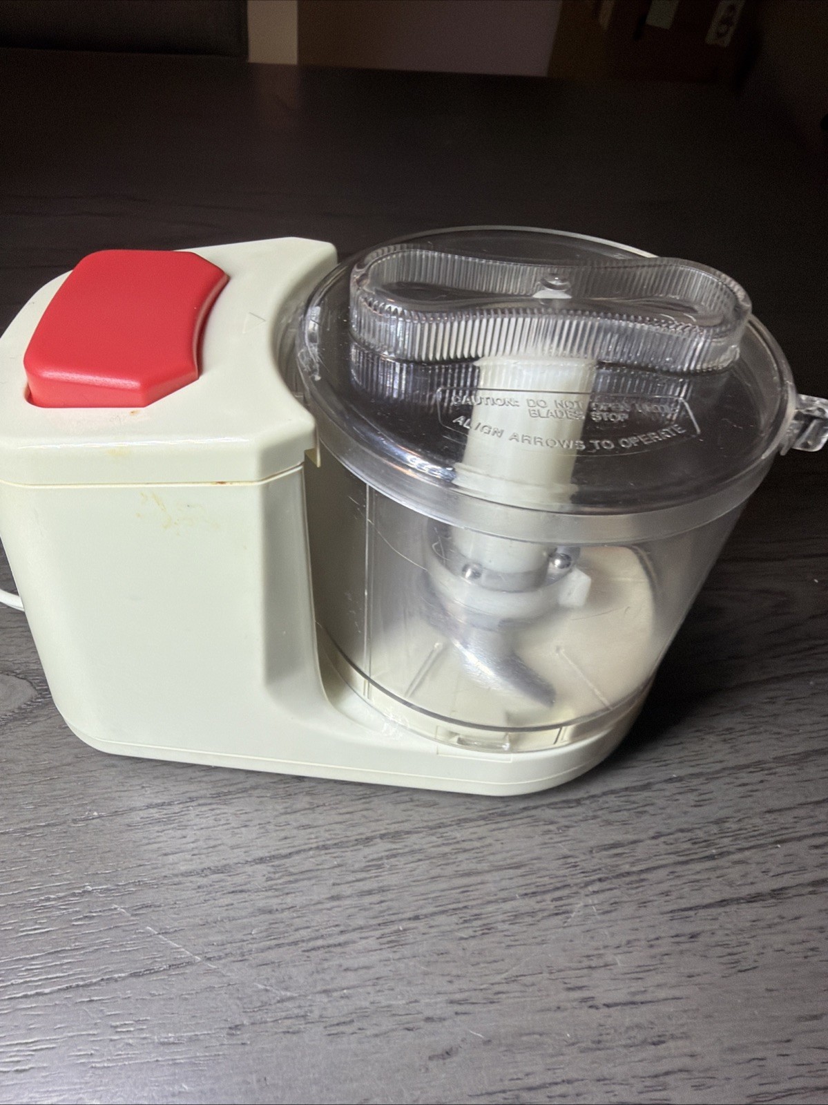 Vintage Mini Food Chopper Processor Compact 60W – Model CI-9202