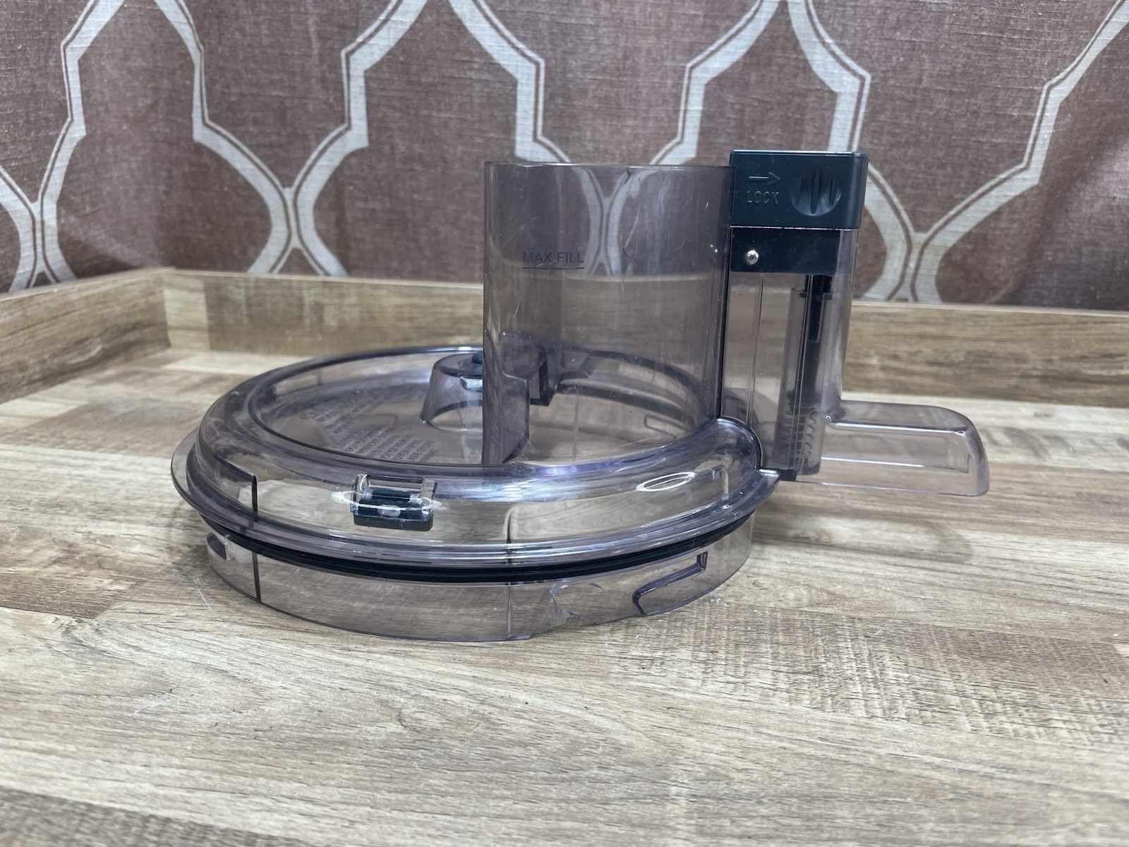 Cuisinart Custom 14 Food Processor FP-13WBC Lid Top Cover Damaged But Works