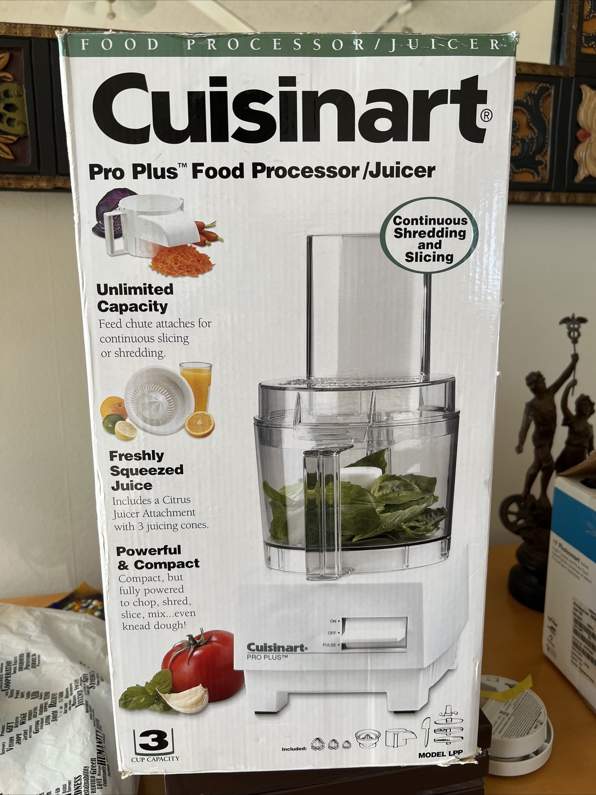 Cuisinart ProPlus Food Processor Juicer Model LPP 3Cup cap. Open Box,new