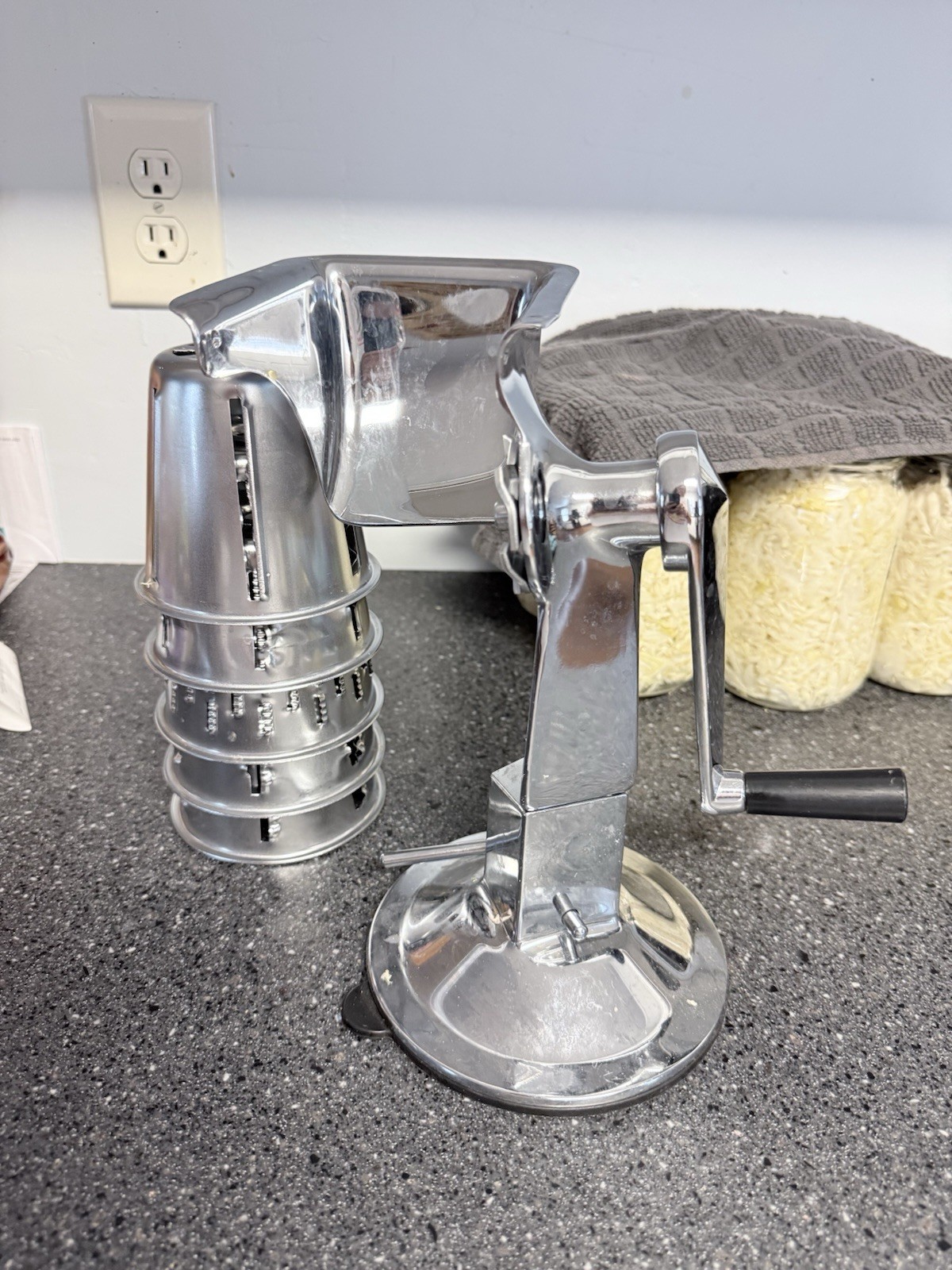 King Kutter Healthy Gourmet Manual Kitchen Cutter Food Processor w/ 4 Cones