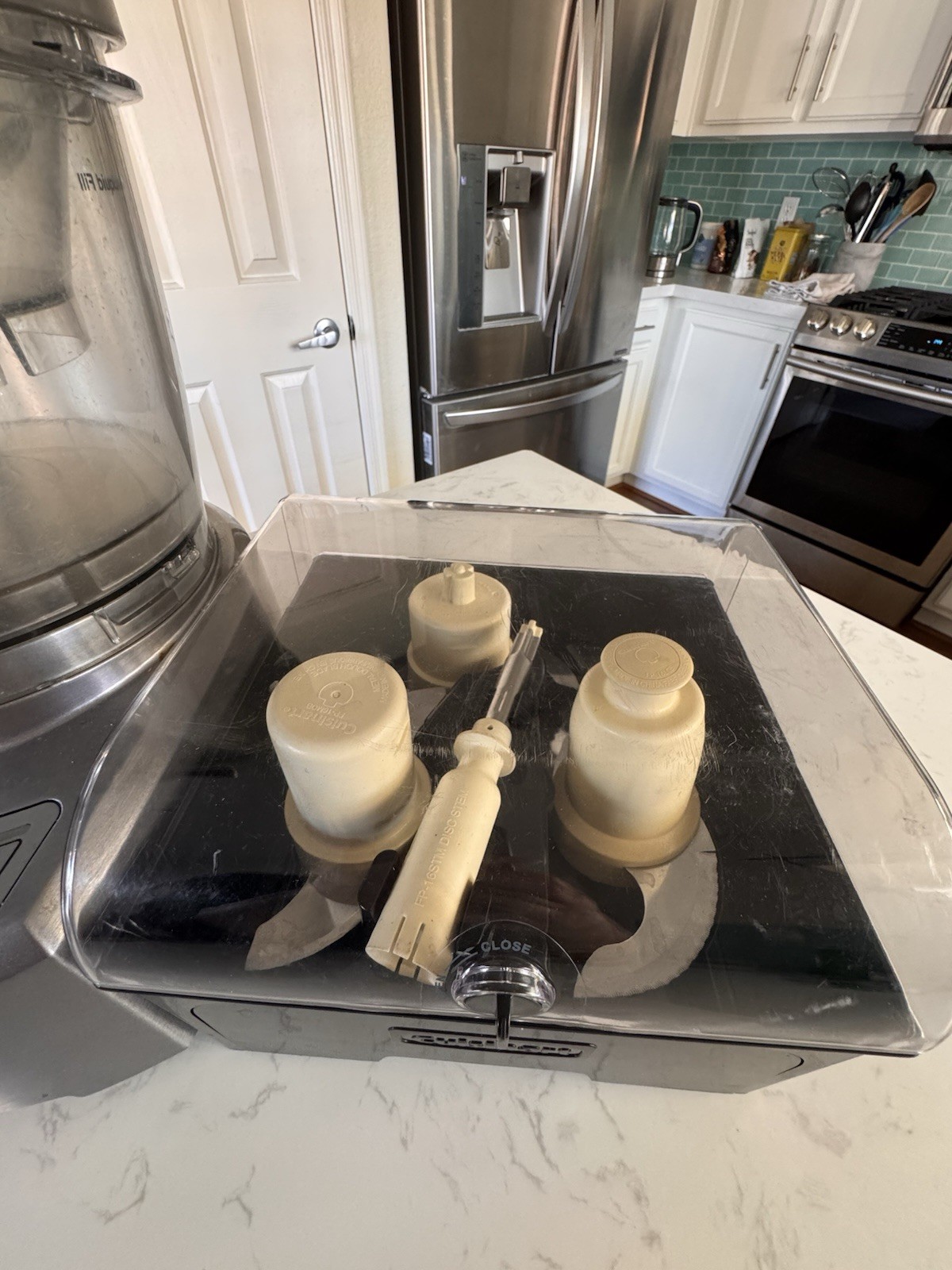 CUISINART Elite Diecast FP-16DC Elite 16 Cup Food Processor with Accessories